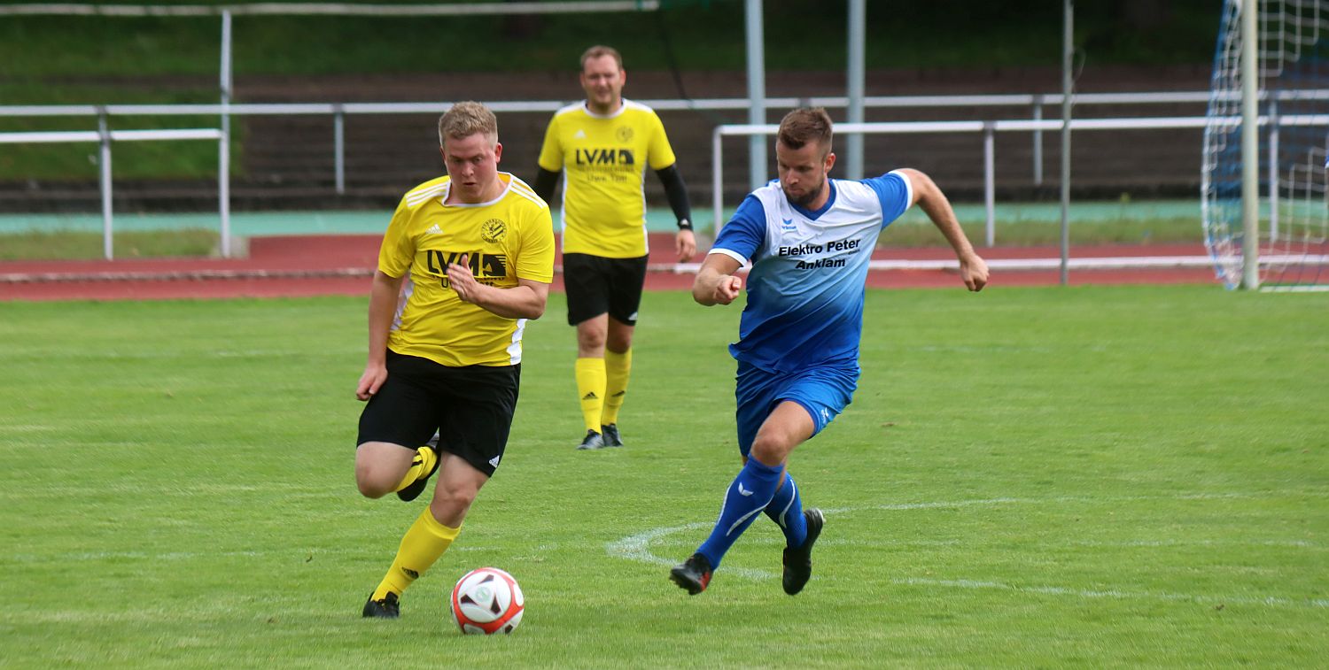 Landesliga-Kicker bestätigen gegen Greif-Reserve den Aufwärtstrend