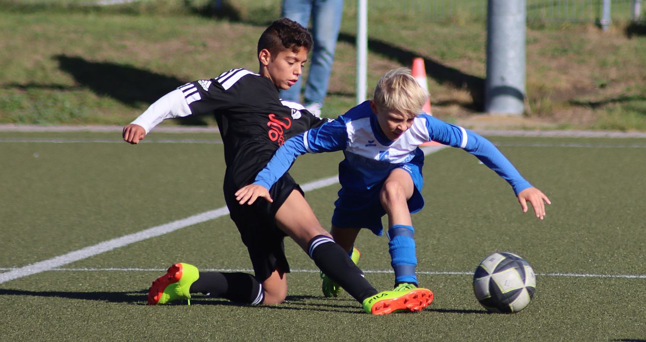 D1-Junioren feiern 5:2-Heimsieg gegen Waren