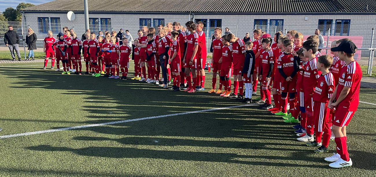 Campus-Training des FC Bayern macht im Herbst erneut in Anklam Station